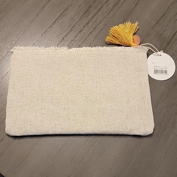 Canvas Pouch NWT* - Picture 2 of 7